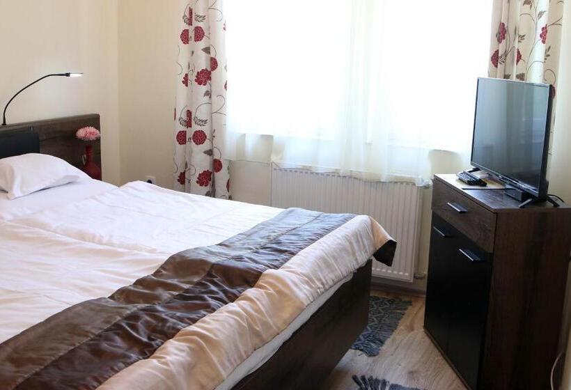 Апартаменты 1 Спальня, Orient Apartmanház