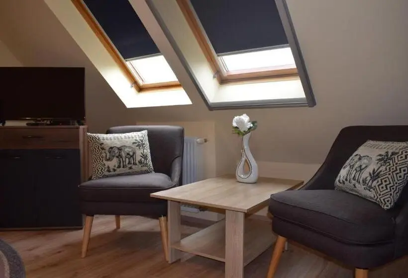 １ベッドルームのデラックスアパートメント, Orient Apartmanház