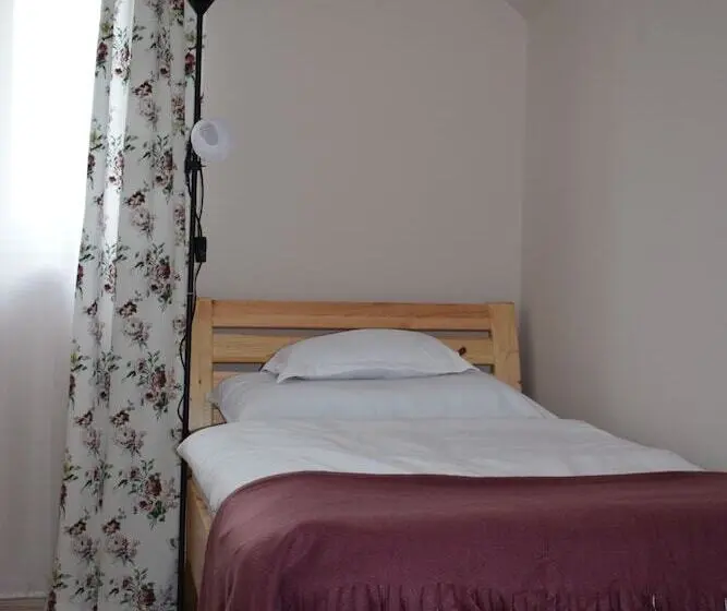 ベーシックルーム, Orient Apartmanház