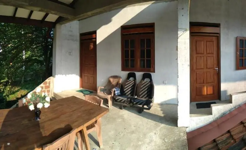 اتاق استاندارد یک تخته با بالکن, Sanithu Homestay Galle