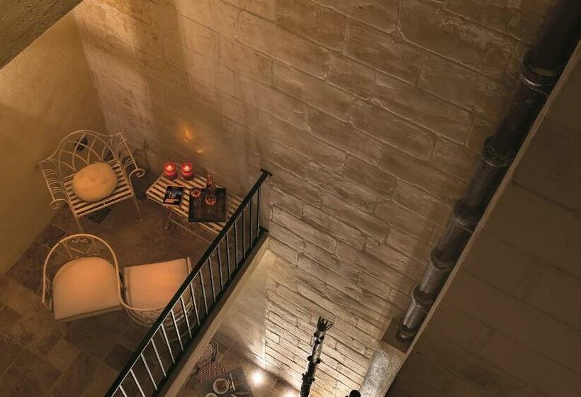 اتاق استاندارد, The Snop House