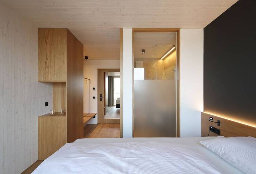 スタンダードルーム, 2nd Home