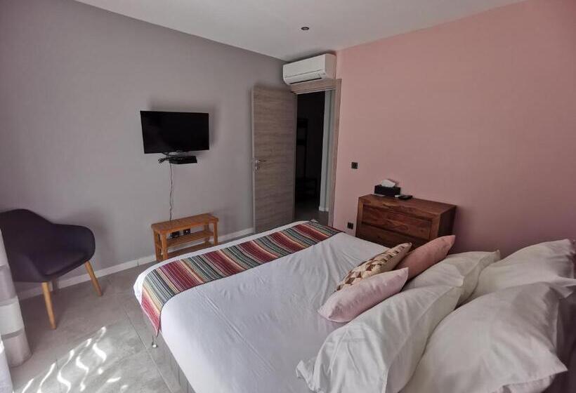 Семейный Номер, Villa Saona