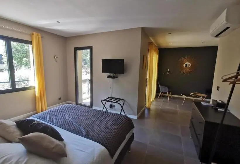 デラックススイート, Villa Saona