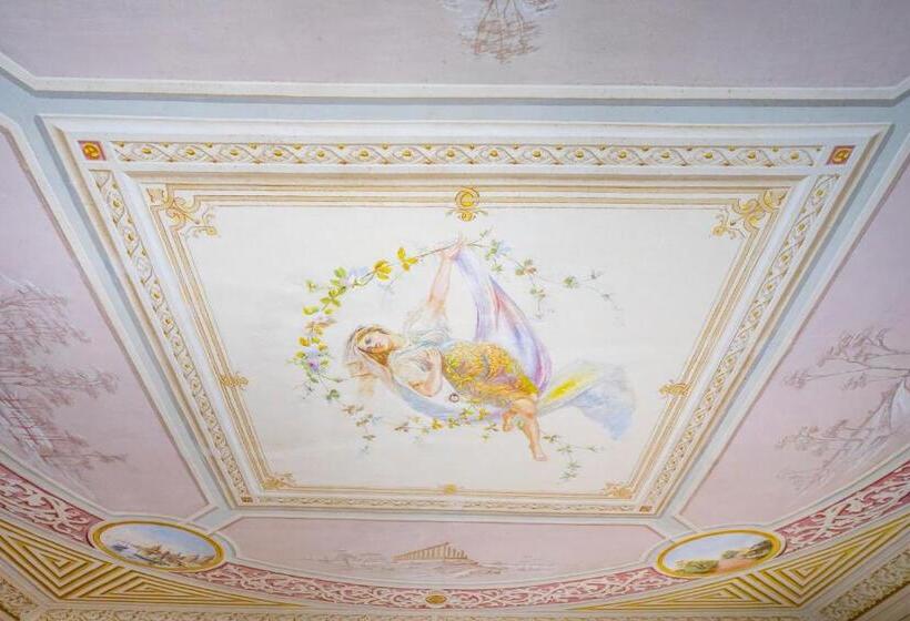 デラックススイート, Pepito Palace