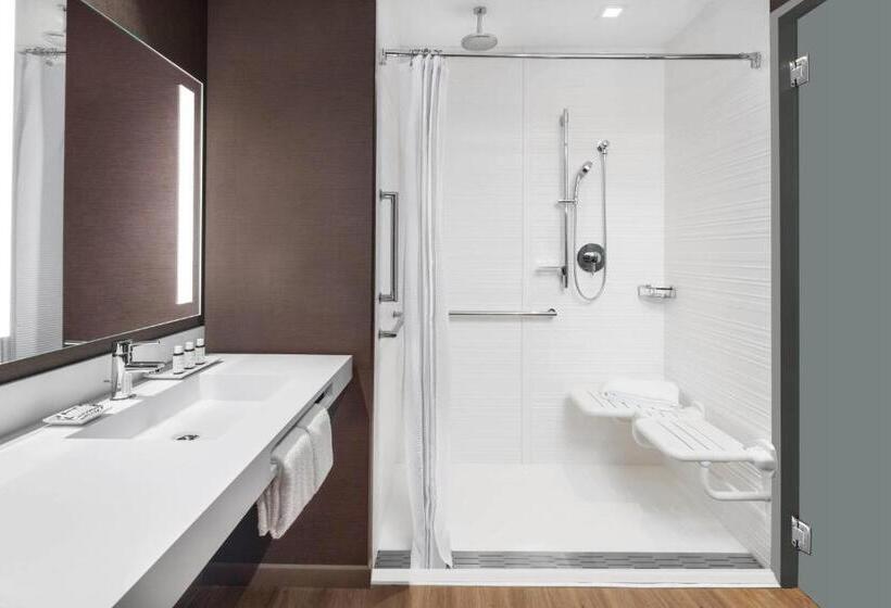 带大床的标准间, Ac Hotel By Marriott Pittsburgh Downtown