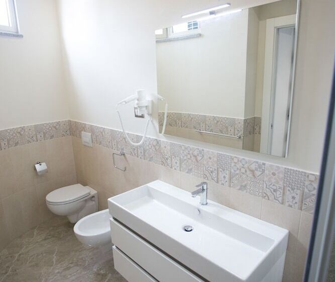 غرفة ديلوكس رباعية, Tropea Luxury & Charm