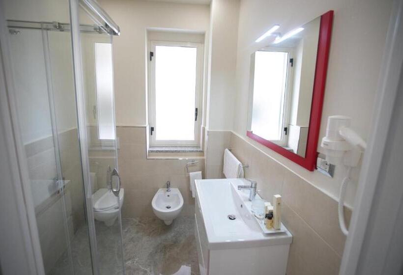 غرفة ديلوكس مزودة بشرفة, Tropea Luxury & Charm