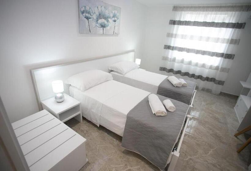 غرفة ديلوكس مزودة بشرفة, Tropea Luxury & Charm