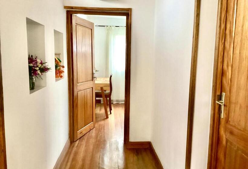ویلای یک اتاق خوابه با استخر شنا, Villa Chezsoa, Antananarivo