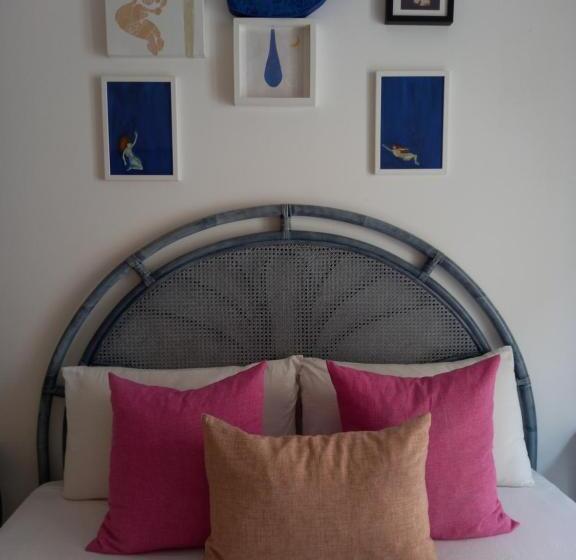 غرفة قياسية ثلاثية, Carilla B&b