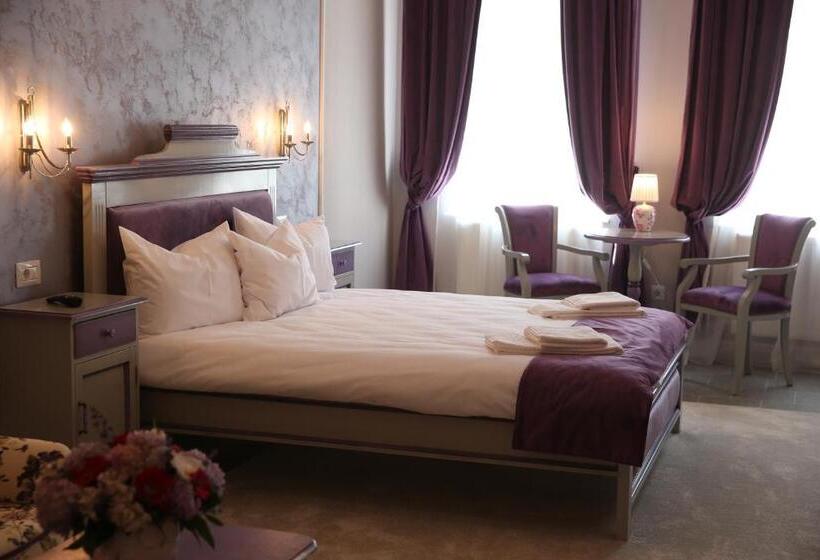 デラックススタジオ, Artisans Boutique Villa