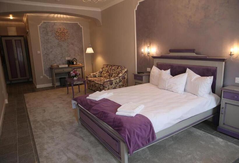 デラックススタジオ, Artisans Boutique Villa