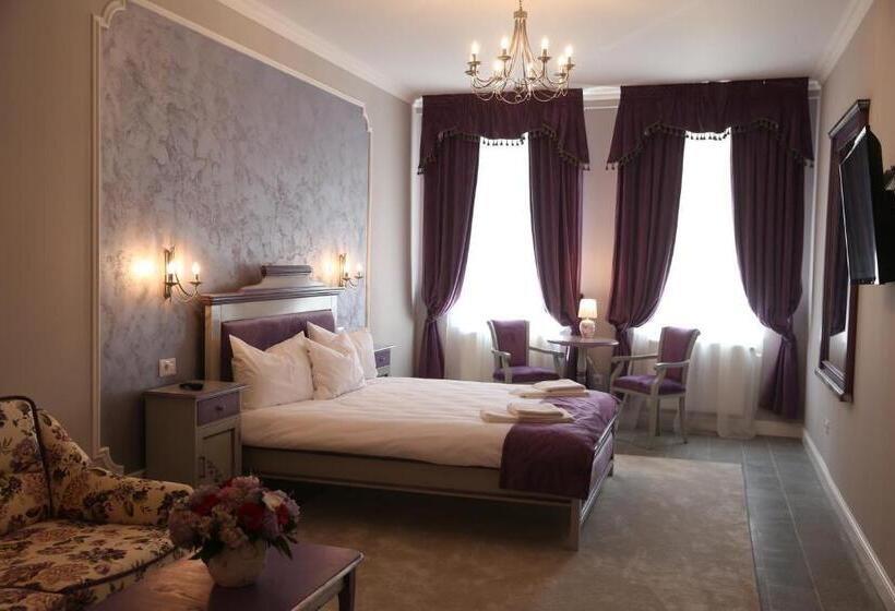 デラックススタジオ, Artisans Boutique Villa