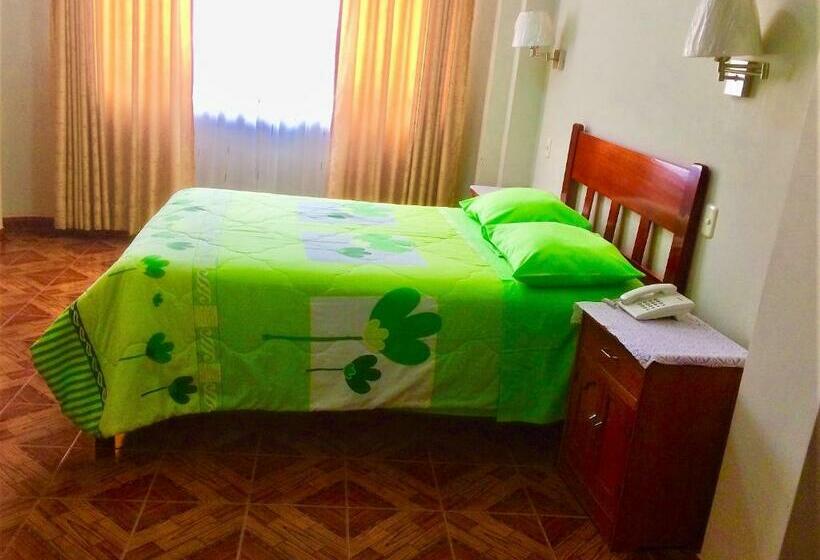 غرفة عائلية, Hostal Residencial Lino