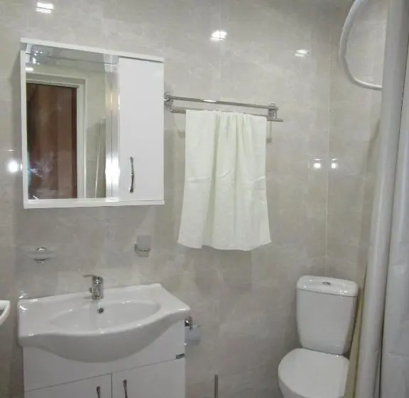 اتاق اکونومی, Guest House T&n