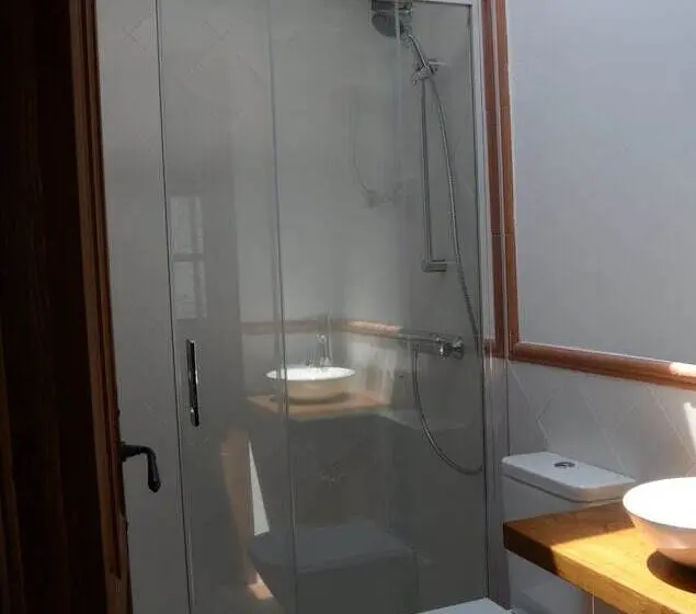 スタンダード４人部屋, O Lagar De Jesús   Hostel
