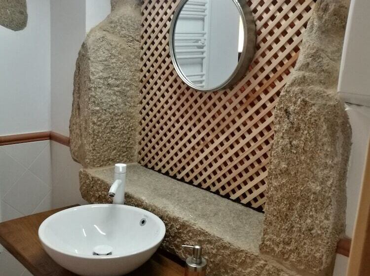 اتاق استاندارد چهار تخته, O Lagar De Jesús   Hostel