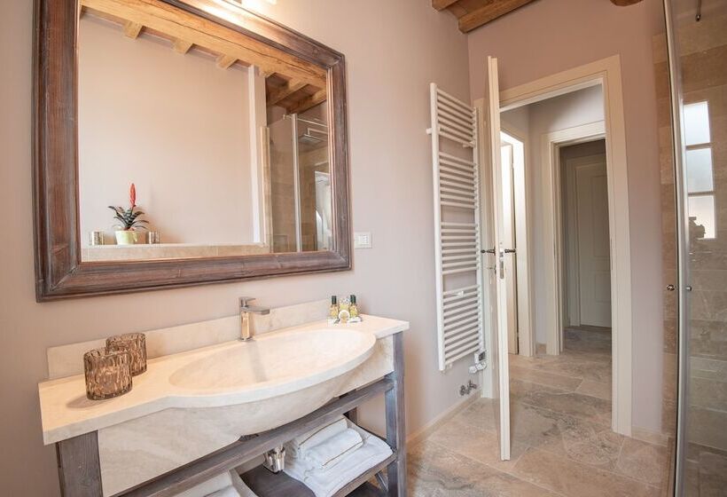 جناح مطلّ علي البحر, Relais Dei Molini