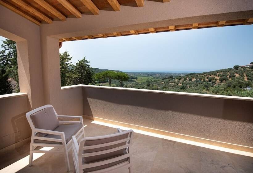 جناح مطلّ علي البحر, Relais Dei Molini