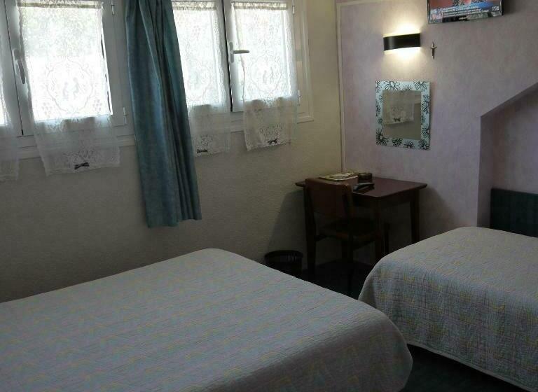 غرفة ديلوكس, Hôtel Saint Charles