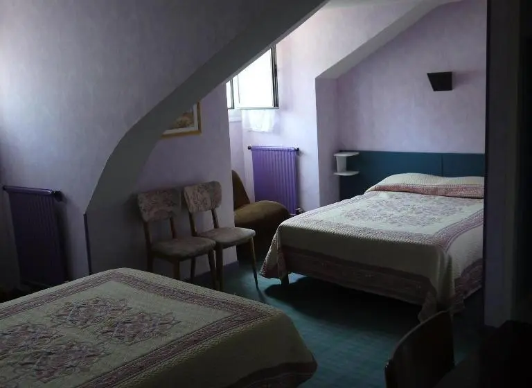 اتاق استاندارد, Hôtel Saint Charles