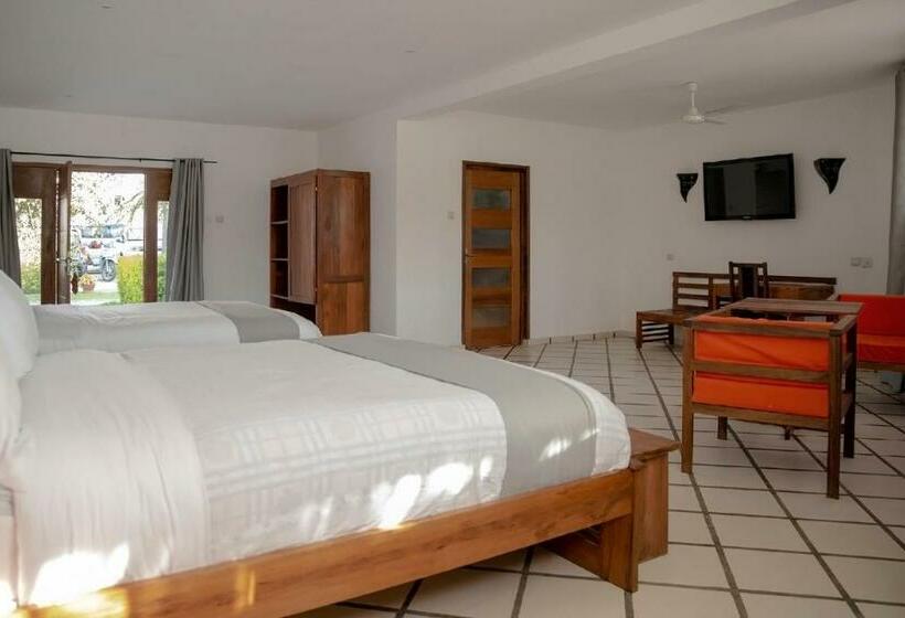 اتاق خانوادگی با چشمانداز باغ, Ikopa Hôtel Madagascar