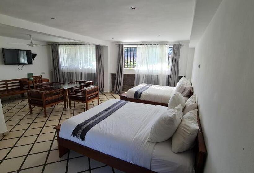 اتاق خانوادگی با چشمانداز باغ, Ikopa Hôtel Madagascar