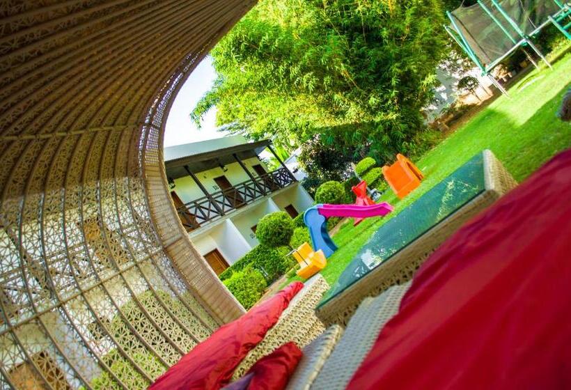 اتاق خانوادگی با چشمانداز باغ, Ikopa Hôtel Madagascar