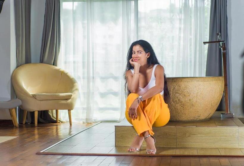 Suite with lake view, Ikopa Hôtel Madagascar