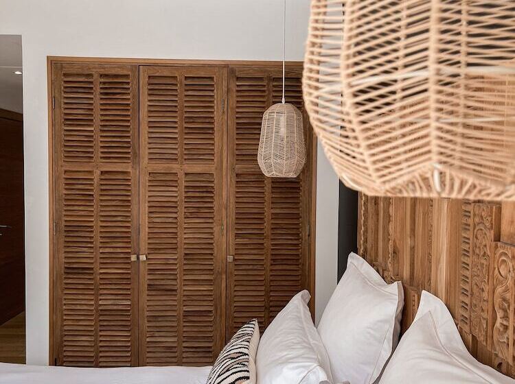 수피리어 룸, Le Saint Remy