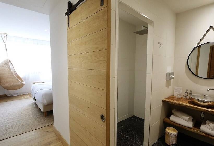 수피리어 룸, Le Saint Remy