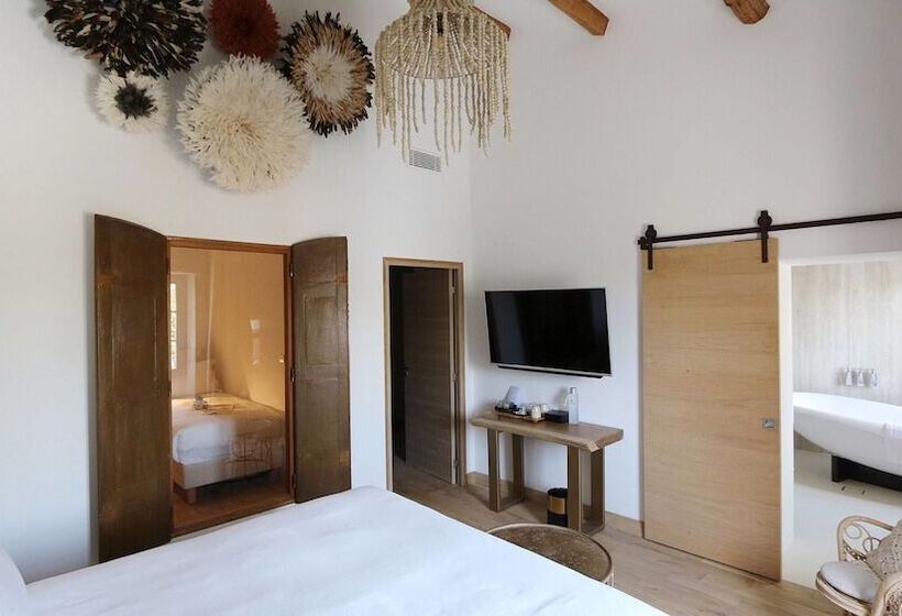 패밀리 스위트, Le Saint Remy