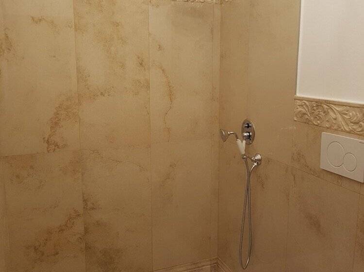 标准间, Affittacamere La Campana