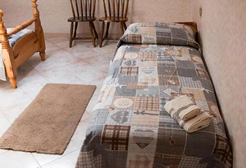 Habitación Estàndard Individual, Il Mughetto