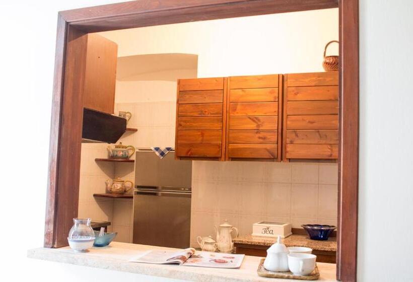 غرفة قياسية فردية, Il Mughetto