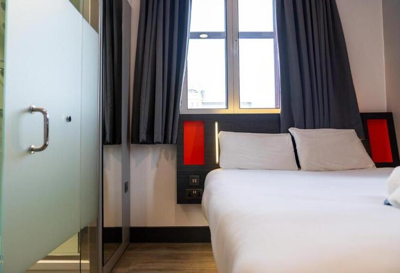 Номер Стандарт, Easyhotel Leeds