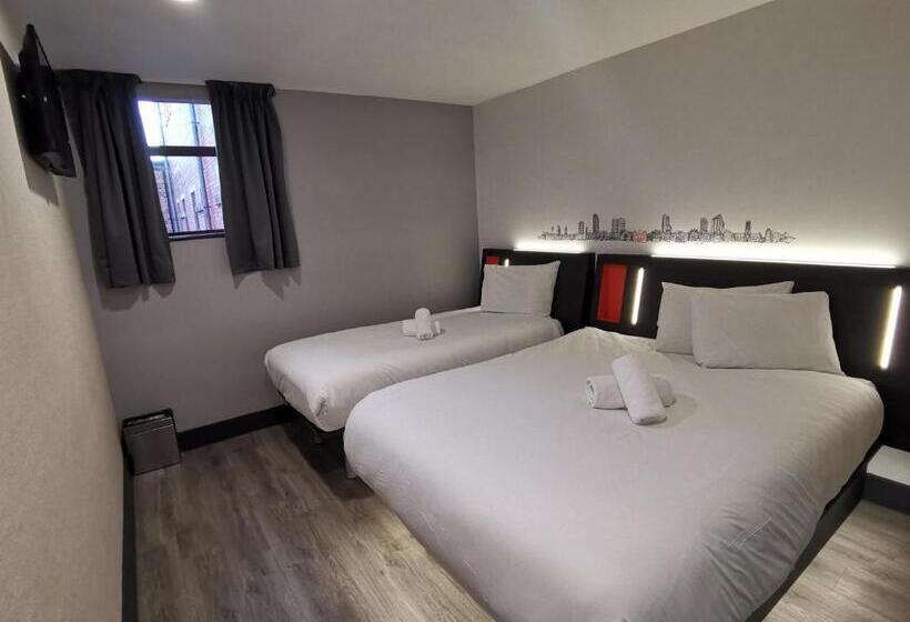 Семейный Номер, Easyhotel Leeds