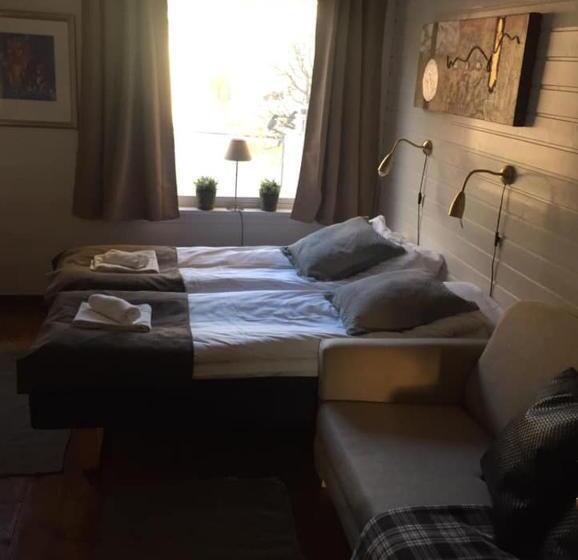 Семейный Номер, Stryn Kaffebar & Vertshus