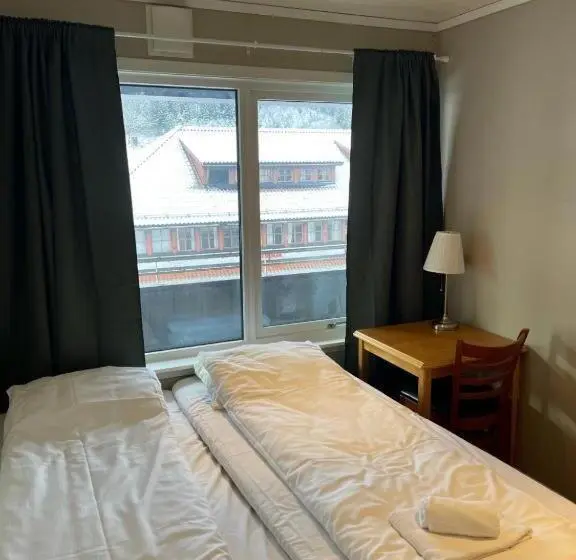 آپارتمان 3 خوابه, Stryn Kaffebar & Vertshus