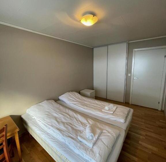 带3个卧室的公寓, Stryn Kaffebar & Vertshus