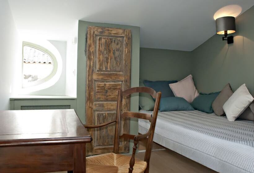 جناح عائلي, Chartreuse De Mougeres   Pézenas