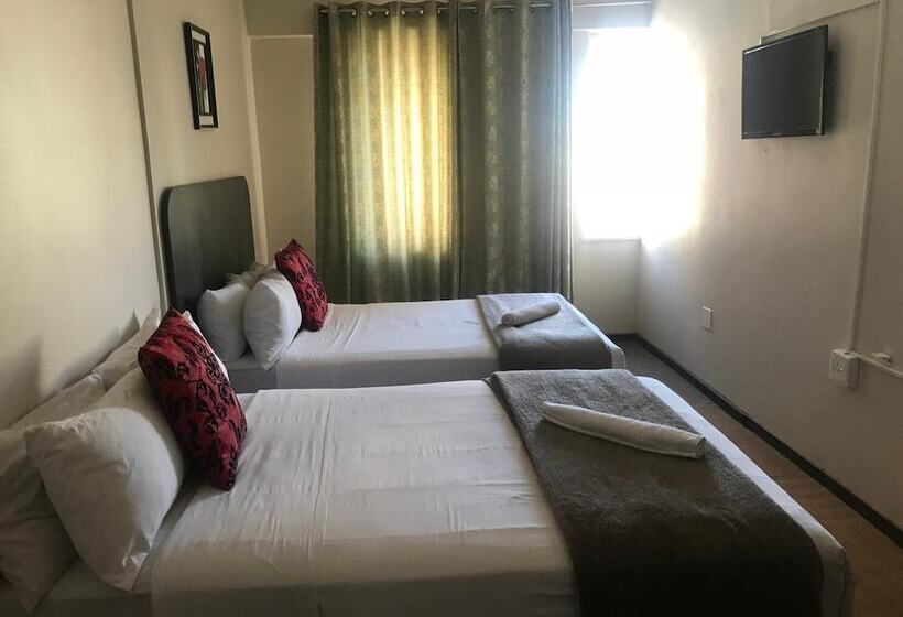 スタンダードルーム, Businessburg