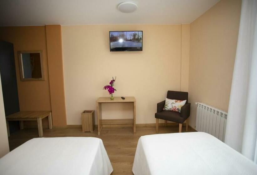 高级大房间, Novoa