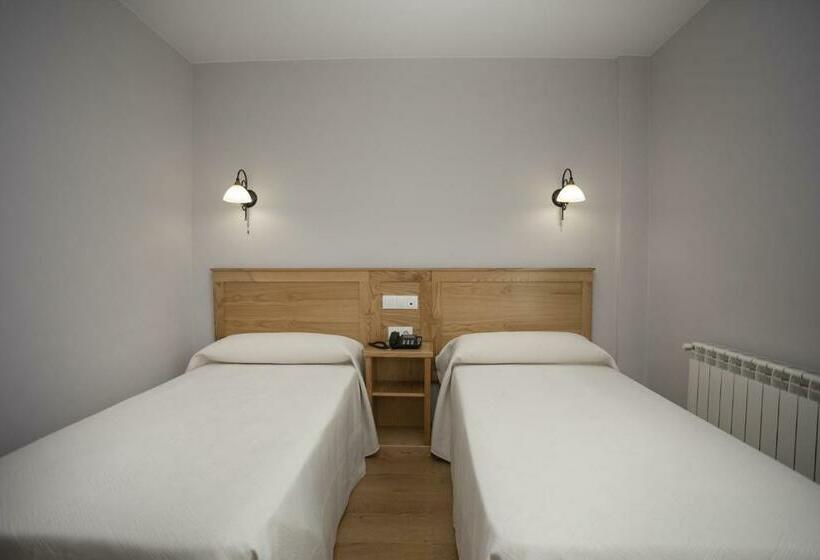 高级大房间, Novoa