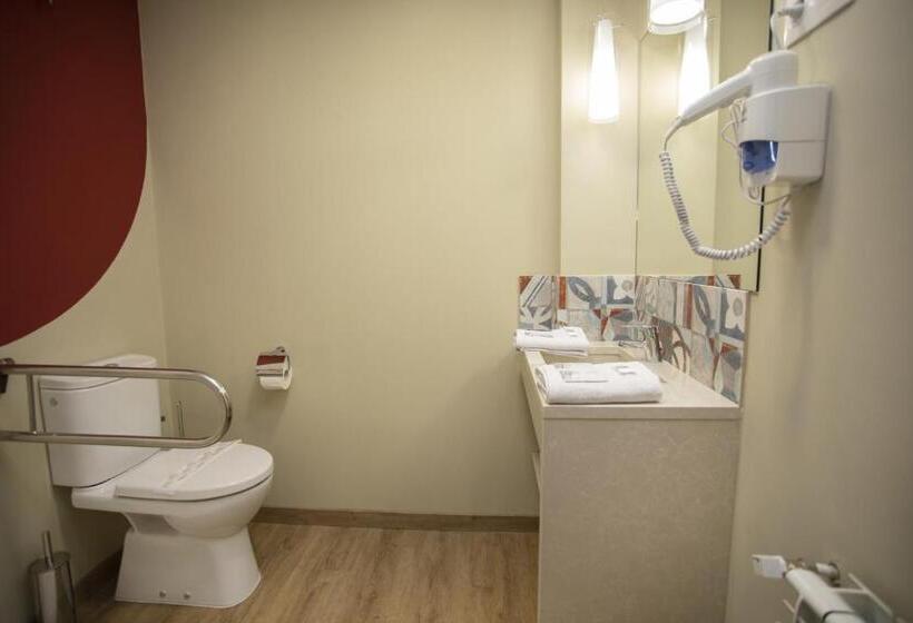 חדר סופריור, Novoa