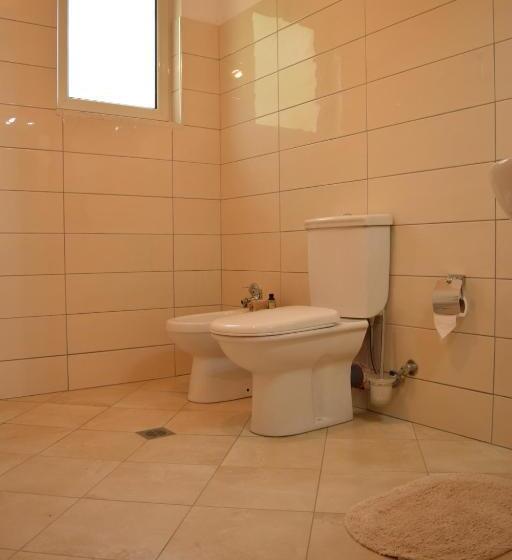 1 Sovrums Lägenhet Havsutsikt, Belvedere Adriatica