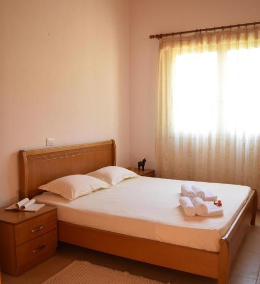 1 Sovrums Lägenhet Havsutsikt, Belvedere Adriatica