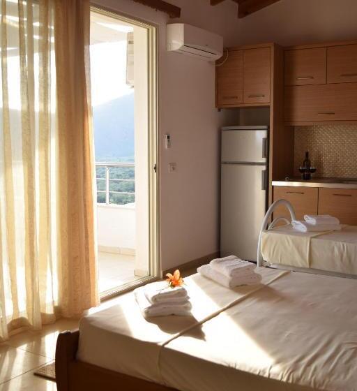 1 Sovrums Lägenhet Havsutsikt, Belvedere Adriatica