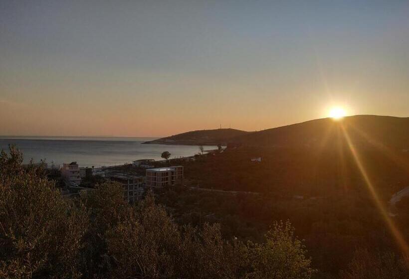 1 Sovrums Lägenhet Havsutsikt, Belvedere Adriatica